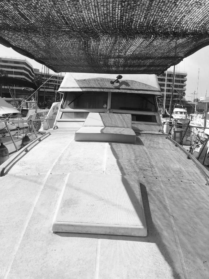 סנט אדריה דה בסוס Encantador Barco En Barcelona מראה חיצוני תמונה